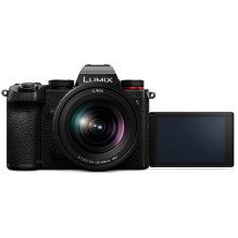 Panasonic Lumix DC-S5 +...