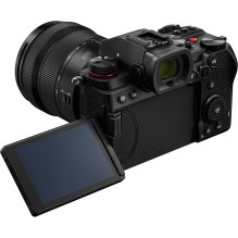 Panasonic Lumix DC-S5 + LUMIX S 20-60mm F3.5-5.6 (S-R2060)(DC-S5KE)(Black)