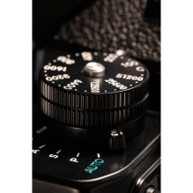 Nikon Z f (Zf) + NIKKOR Z 40mm f / 2 SE (Black)