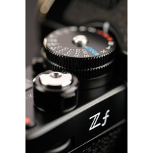 Nikon Z f (Zf) + NIKKOR Z 40mm f / 2 SE (Black)