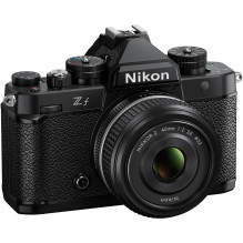 Nikon Z f (Zf) + NIKKOR Z 40mm f / 2 SE (Black)