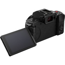 Panasonic Lumix DC-G100D + LUMIX G VARIO12-32mm f / 3.5-5.6 ASPH (Black) Panasonic Lumix DC-G100D + LUMIX G VARIO12-32mm f / 3.5-5.6 ASPH (Black)