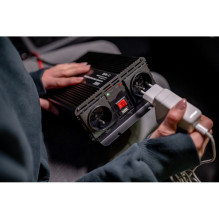 Newell įtampos keitiklis su modifikuota sinusine banga 24 V / 230 V, 1000 W