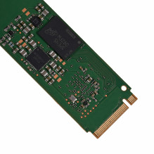 M.2 NVMe SSD - Micron 7450 Pro 3.84 TB M.2 NVMe SSD - Micron 7450 Pro 3.84 TB