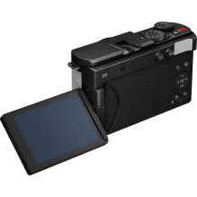 Panasonic Lumix DC-S9 + LUMIX S 18-40mm / F4.5-6.3 (Smokey White)