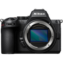 Nikon Z5 II, (Z5II), (Z 5 II), (Z 5II) + NIKKOR Z 24-70mm f / 4 S
