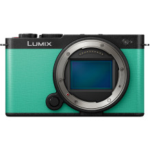 Panasonic Lumix DC-S9 Body (Mint Green) Panasonic Lumix DC-S9 Body (Mint Green)