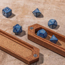 RPG Priedai - Q-Workshop RPG Kauliukų Dėžutė Sapeli Medis Magnetinis Uždarymas