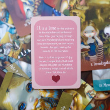 Oracle Kortelės - Blue Angel Alice: The Wonderland Pocket Oracle 45 Kortelių Vadovas Oracle Kortelės - Blue Angel Alice: The Wonderland Pocket Oracle 45 Kortelių Vadovas
