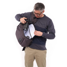 Kameros kuprinė - Shimoda Side Lite 22 kuprinė (Shimoda, 22L, pritaikomi skyriai, juoda) Kameros kuprinė - Shimoda Side Lite 22 kuprinė (Shimoda, 22L, pritaikomi skyriai, juoda)