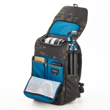 Kameros kuprinė - Tenba Axis v2 20L, talpina 1-2 kameras, 5-7 objektyvus, MultiCam Black