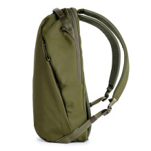 Backpack - Urth Norite 24L Backpack + Camera Case, Green Backpack - Urth Norite 24L Backpack + Camera Case, Green