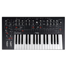 Sound synthesizer - Moog Messenger 32-key monophonic analog synthesizer Sound synthesizer - Moog Messenger 32-key monophonic analog synthesizer