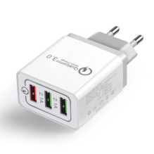 Įkroviklis Wozinsky 'WWC-01' baltas (3xUSB / 30W)