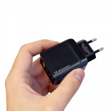 Įkroviklis Wozinsky 'GaN' juodas 20W (USB / USB-C)