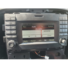 Adapter do podłączenia i aktywowania kamery cofania Mercedes Vito W447 z Audio 15