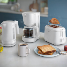 COFFEE MAKER / HD7411 / 00 PHILIPS COFFEE MAKER / HD7411 / 00 PHILIPS
