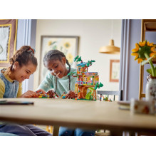 LEGO® Friends Friendship Tree House Hangout 42652, 701 pcs