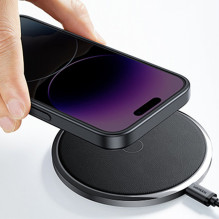 Ugreen LP635 Kickstand apsauginis dėklas kietas dangtelis su geliniu rėmeliu ir įmontuotu stovu, skirtas iPhone 14 Pro B