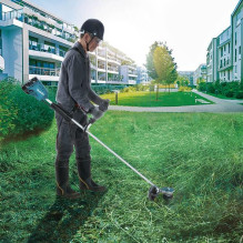 Akumuliatorinė žoliapjovė DUR368AZ, 2x18 V Akumuliatorinė žoliapjovė DUR368AZ, 2x18 V