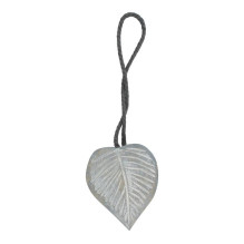 WOODEN TIEBACK MAGNET...