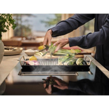 GRILIS PLANCHA E9HHPG11 ELECTROLUX