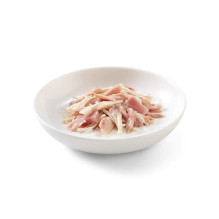 SCHESIR drebučiuose tunas, vištiena ir kumpis - šlapias kačių ėdalas - 50 g SCHESIR drebučiuose tunas, vištiena ir kumpis - šlapias kačių ėdalas - 50 g