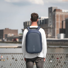 XD DESIGN ANTI-THEFT BACKPACK BOBBY HERO XL NAVY P / N: P705.715 XD DESIGN ANTI-THEFT BACKPACK BOBBY HERO XL NAVY P / N: P705.715