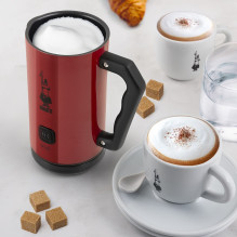 Bialetti MKF02 automatinis pieno plakiklis / šildytuvas, raudonas Bialetti MKF02 automatinis pieno plakiklis / šildytuvas, raudonas