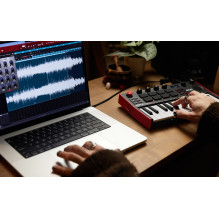 AKAI MPK Mini Play MK3 Control keyboard Pad controller MIDI USB Black, Red
