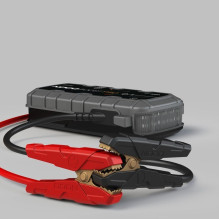 NOCO GB150 Boost 12V 3000A Jump Starter starter device with integrated 12V / USB battery