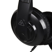 „Behringer HPM1100“ – uždaros ausinės su mikrofonu ir USB jungtimi