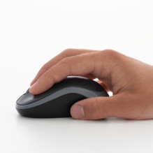 „Logitech M185“ RF belaidė optinė pelė. „Logitech M185“ RF belaidė optinė pelė.