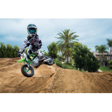 „Razor Dirt Rocket SX350 McGrath“ elektrinis paspirtukas, 1 vieta(-os), 22 km/h, juoda, žalia, pilka, balta „Razor Dirt Rocket SX350 McGrath“ elektrinis paspirtukas, 1 vieta(-os), 22 km/h, juoda, žalia, pilka, balta