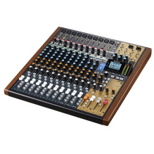 Tascam MODEL 16 garso maišytuvas 16 kanalų 20–30000 Hz juoda, auksinė, medinė Tascam MODEL 16 garso maišytuvas 16 kanalų 20–30000 Hz juoda, auksinė, medinė