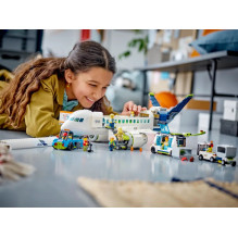 LEGO CITY 60367 KELEIVINIS LĖKTUVAS