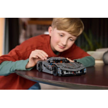 LEGO TECHNIC 42173 Koenigsegg Jesko Absoliučiai pilkas hiperautomobilis
