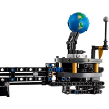 LEGO TECHNIC 42179 Planeta Žemė ir Mėnulis orbitoje LEGO TECHNIC 42179 Planeta Žemė ir Mėnulis orbitoje