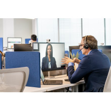 POLY Voyager 4320 „Microsoft Teams“ sertifikuotos USB-A ausinės + BT700 adapteris