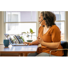 POLY Voyager 4320 „Microsoft Teams“ sertifikuotos USB-A ausinės + BT700 adapteris