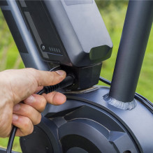 Qoltec 50760 įkroviklis el. dviračio akumuliatoriams 36V, 42V, 2A, 5.5*2.1