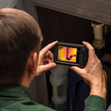 FLIR C3-X terminio vaizdo kamera, juoda, 1800 mAh, vanadžio oksidas, neaušinami židinio plokštumos masyvai, integruotas 