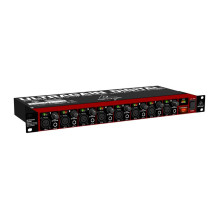 „Behringer ADA8200“ – 8...