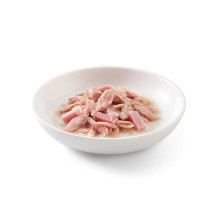 SCHESIR Tunas su kumpiu sultinyje - šlapias kačių ėdalas - 140 g