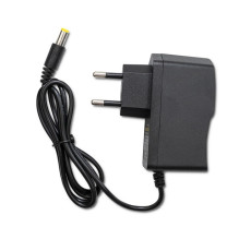 Qoltec 51798 aktyvus HDMI skirstytuvas 4 x HDMI 4K x 2K, 3.4Gb/s Qoltec 51798 aktyvus HDMI skirstytuvas 4 x HDMI 4K x 2K, 3.4Gb/s