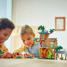 LEGO FRIENDS 42652 Draugystės namelio medyje susibūrimo vieta LEGO FRIENDS 42652 Draugystės namelio medyje susibūrimo vieta