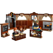LEGO HARRY POTTER 76442 Hogvartso pilis – žavesio pamoka LEGO HARRY POTTER 76442 Hogvartso pilis – žavesio pamoka