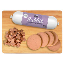 PAKA ZWIERZAKA Pepe Sausage Rabbit - skanėstas šuniui - 200g PAKA ZWIERZAKA Pepe Sausage Rabbit - skanėstas šuniui - 200g