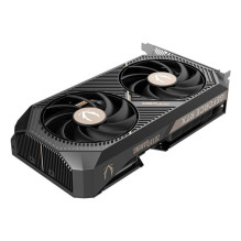 „Zotac GAMING GeForce RTX 5060 AMP“ su NVIDIA 8 GB GDDR7 atmintimi