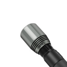 „NexTool T10“ LED rankinis žibintuvėlis, 2000 lm, 220 m, 70 val. įkraunama baterija „NexTool T10“ LED rankinis žibintuvėlis, 2000 lm, 220 m, 70 val. įkraunama baterija